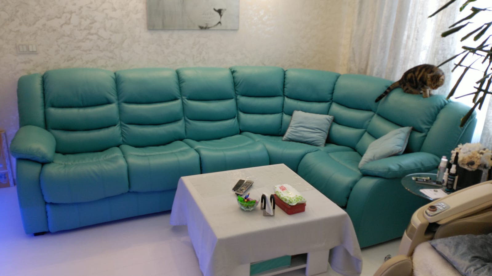 Перетяжка дивана на дому. Татарск